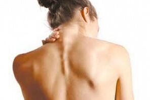 боль в шее при остеохондрозе